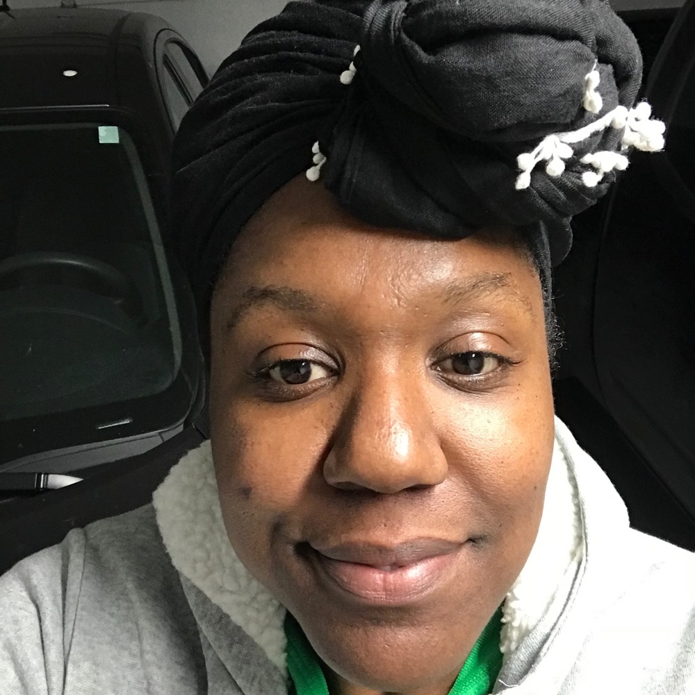 Meet your Posher, Camille
